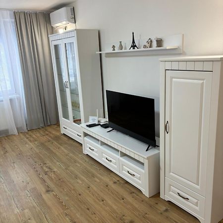City Heart Luxury Apartment Нове-Замки Экстерьер фото
